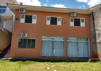LINDA CASA JARDIM PAULISTA