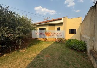 LINDA CASA JARDIM BANDEIRANTES